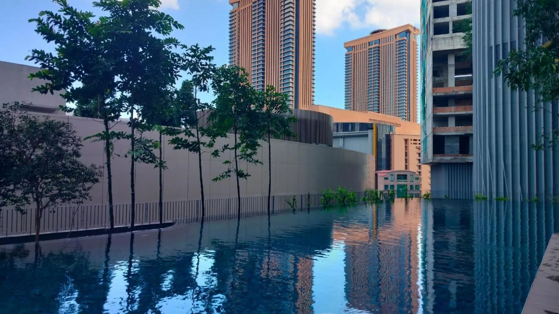 Ferienwohnung Landmark Infinity Pool At Lucentia Kuala Lumpur Ma­lay­sia