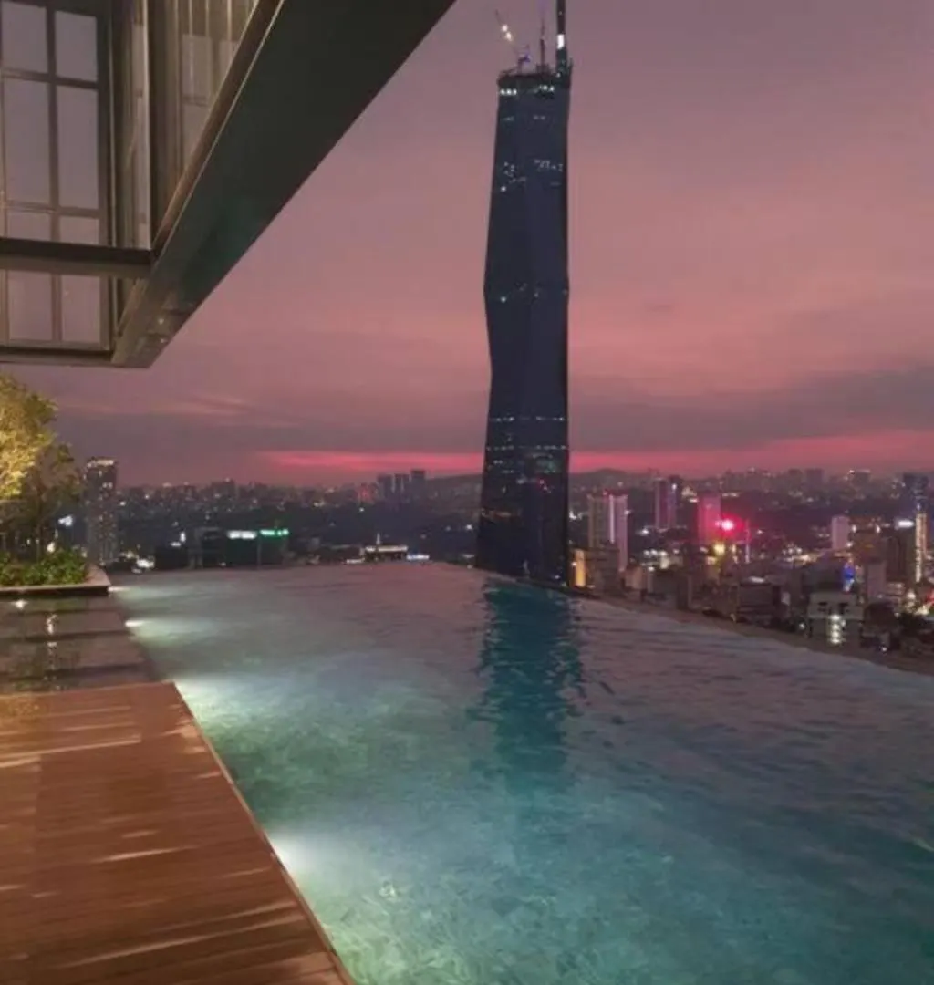 Landmark Infinity Pool At Lucentia Appartement Kuala Lumpur
